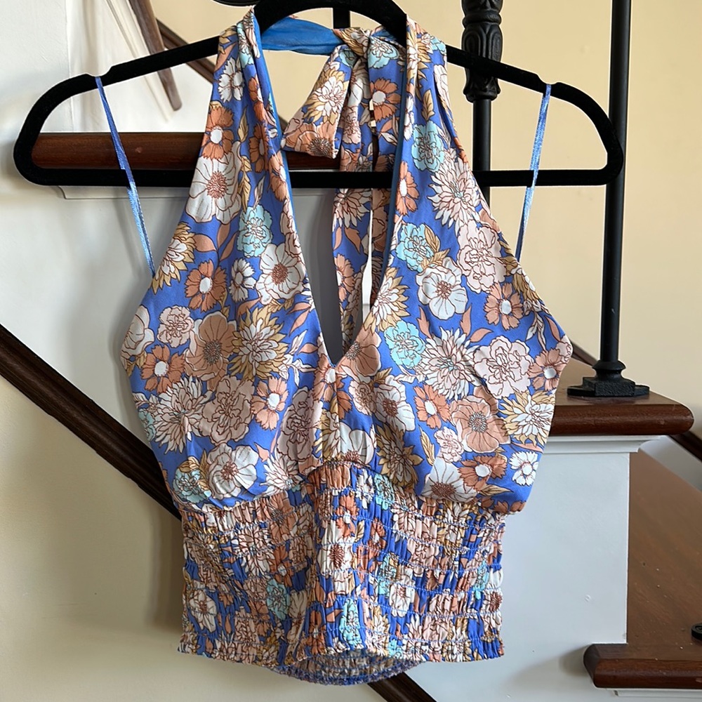 NWT Sienna Sky 🔥 Blue Floral Smocked Halter Top Sz S